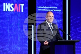 Румен Радев - Институт за компютърни науки, изкуствен интелект и технологии