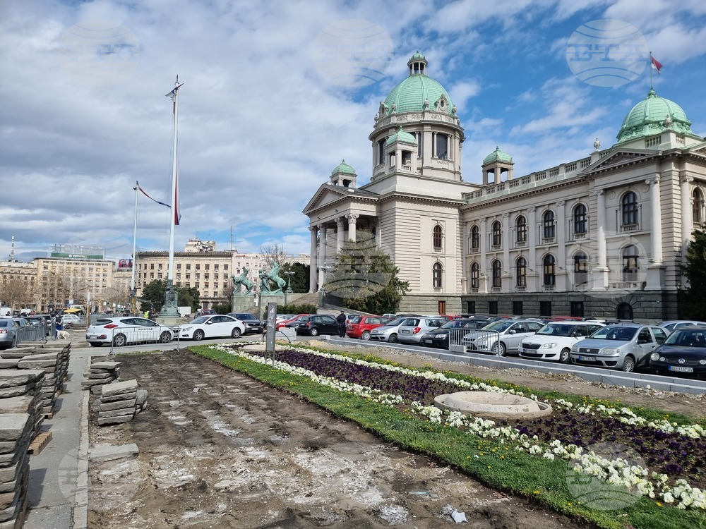 В Сърбия се създава ново разделение, коeто надхвърля обикновеното разделение на власт и опозиция, посочва анализатор