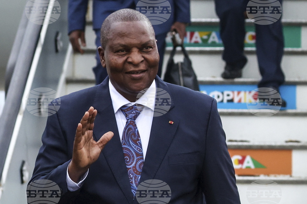 Наскоро преизбраният президент на ЦАР покани Путин на посещение