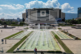 НДК - фонтани - изглед