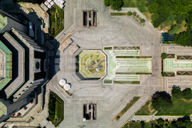 НДК - фонтани - изглед