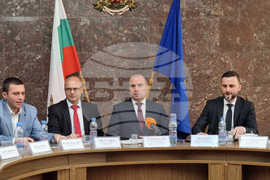 Ловеч - Гроздан Караджов - пресконференция