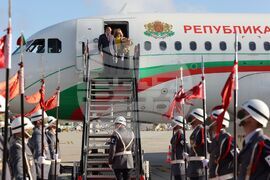 Португалия - президент - посрещане