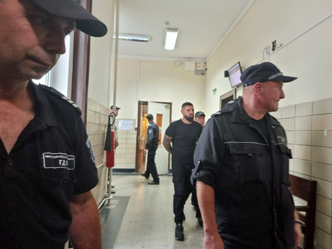 Прокуратура повдигна допълнителни обвинения срещу мъжа, задържан за нападението на 18-годишно момиче от Стара Загора