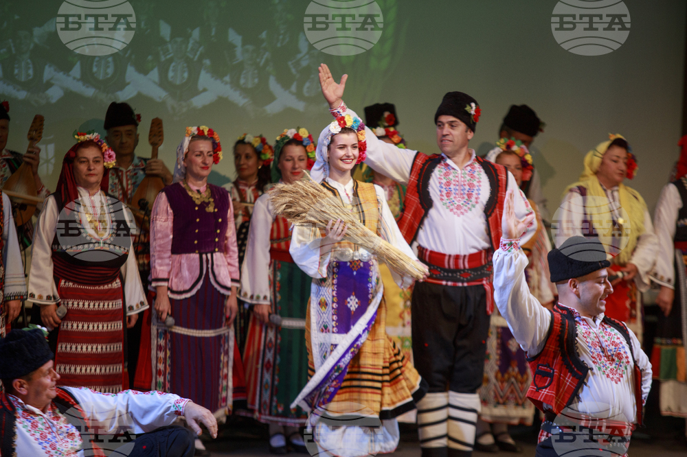 Габрово - Фолклорен семинар „Ивайло Маджаров“ - Фолклорен ансамбъл „Добруджа“ - концерт