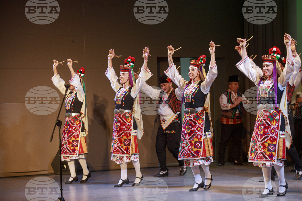 Габрово - Фолклорен семинар „Ивайло Маджаров“ - Фолклорен ансамбъл „Добруджа“ - концерт