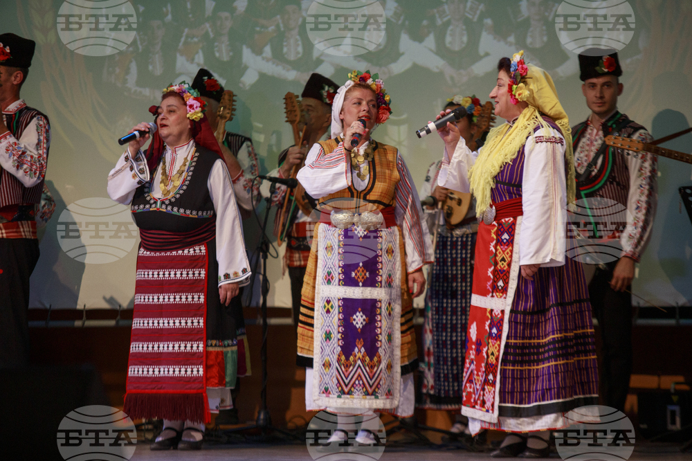Габрово - Фолклорен семинар „Ивайло Маджаров“ - Фолклорен ансамбъл „Добруджа“ - концерт