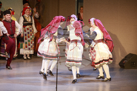 Габрово - Фолклорен семинар „Ивайло Маджаров“ - Фолклорен ансамбъл „Добруджа“ - концерт