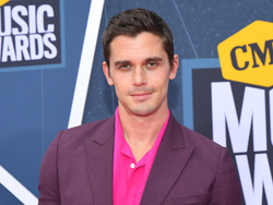 2022 CMT Music Awards - Arrivals
