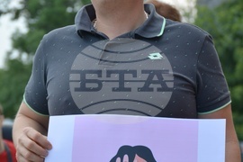 Русе - протест срещу насилието