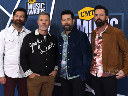 2022 CMT Music Awards - Arrivals