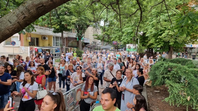 Добрич - протест срещу насилието