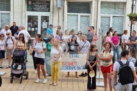 Ловеч - протест срещу насилието