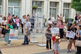 Ловеч - протест срещу насилието