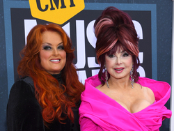2022 CMT Music Awards - Arrivals