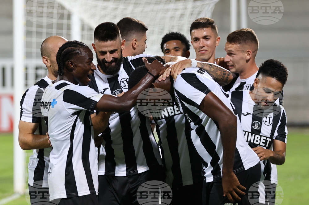 Пловдив - футбол - Локомотив (Пловдив) - Ботев (Враца)