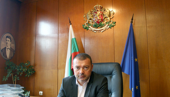 Проблемите с безводието, почистването на речните корита и пътната безопасност са сред приоритетите на новия областен управител на Велико Търново