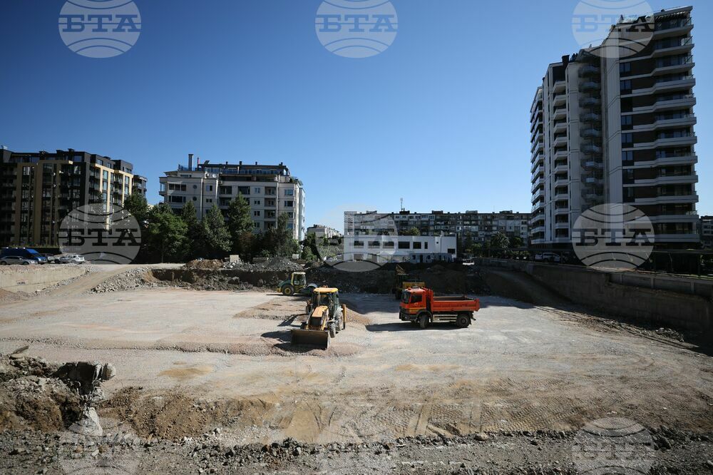 Construction Output Falls by 0.4% in Bulgaria in September, Rises by 0.4% in EU, M/M