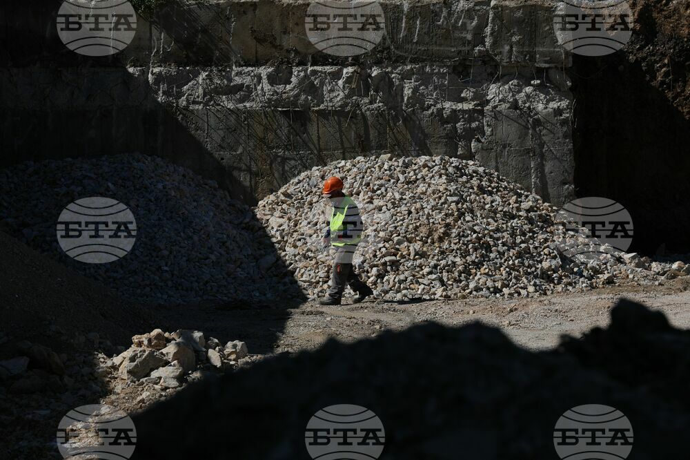 National Statistical Institute Reports 0.3% Growth in Construction in August M/M