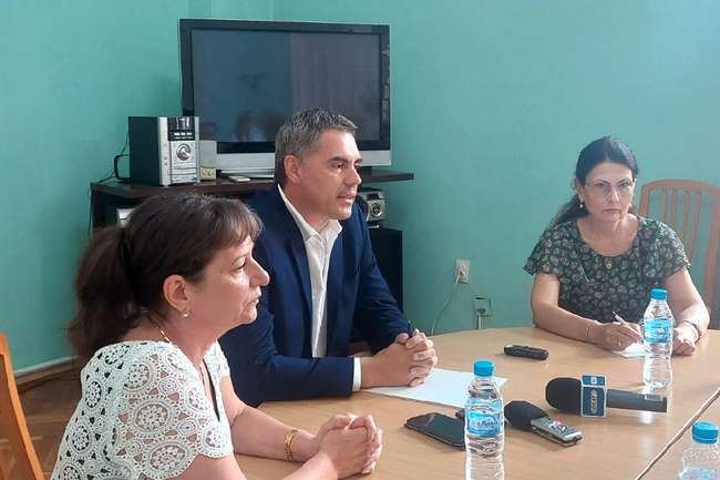 Новият областен управител на Бургас ще търси подкрепа от кметовете за по-ниска цена на водата в областта