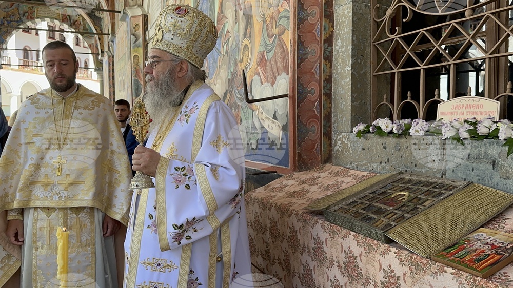 Рилски манастир - Чудотворна икона на Света Богородица