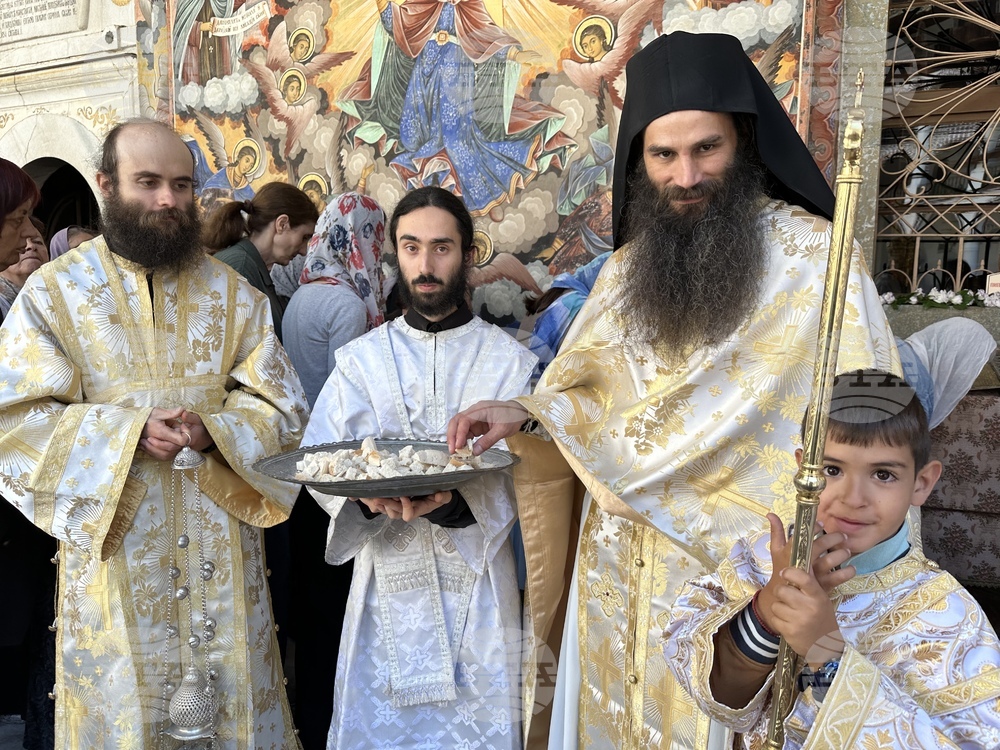 Рилски манастир - Чудотворна икона на Света Богородица