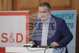 Транспорт - кръгла маса