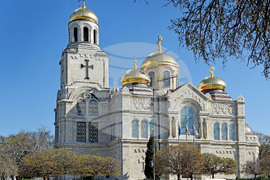 Варна - Митрополитска катедрала "Св. Успение Богородично" - завършен ремонт
