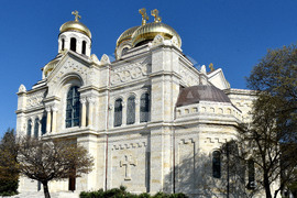 Варна - Митрополитска катедрала "Св. Успение Богородично" - завършен ремонт