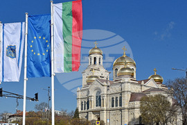 Варна - Митрополитска катедрала "Св. Успение Богородично" - завършен ремонт