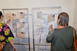 Румъния - Поздрави от Социалистическа република Румъния - Образи от комунистическото ни минало” - изложба