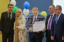 Учредяване на специална годишна стипендия на името на Нобеловия лауреат  проф. Дан Шехтман