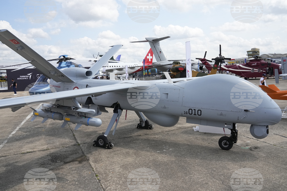 Турция остави в ареста седем души, заподозрени за промишлен шпионаж в областта на отбраната