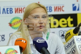 Пресклуб България - федерация по Фехтовка - Йоана Илиева - пресконференция