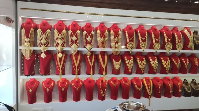 Апелативна прокуратура – Пловдив: Районна прокуратура – Пазарджик наблюдава девет досъдебни производства за търговия с изделия от благородни метали, имитация на известни световни марки