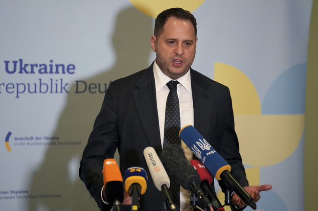 Руските удари от тази нощ са поразили украинското пристанище Рени на река Дунав, каза висш украински представител