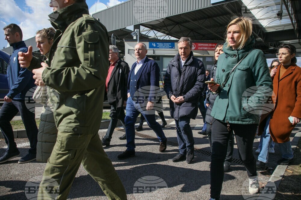 Станишев от украинската граница: ЕС да помогне на украинския народ и на приемащите страни