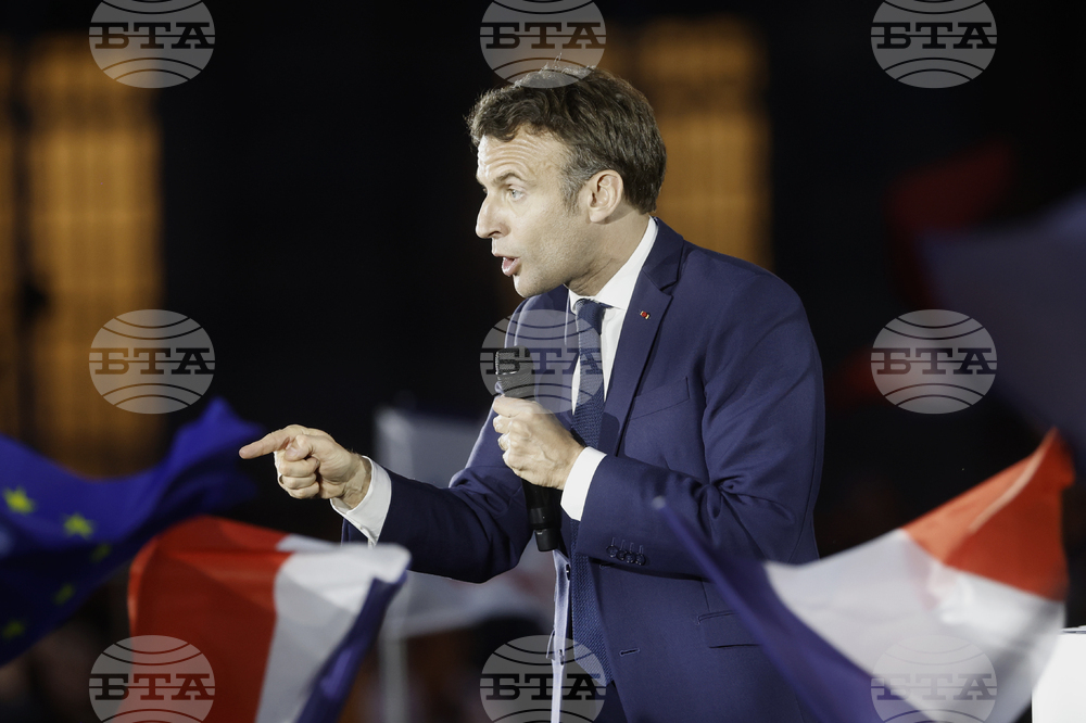Макрон каза, че не се е споразумял със Саркози за изборна подкрепа