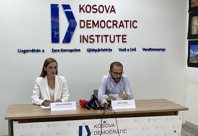 КосоваПрес: Доклад на Косовския демократичен институт посочва пасивността на опозицията в парламента