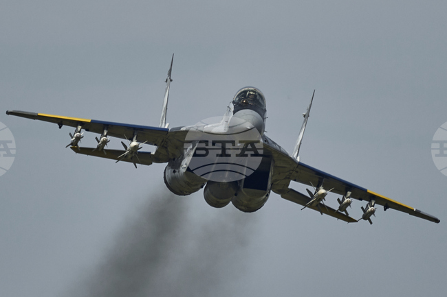 УКРИНФОРМ: Полша заяви, че ще може да прехвърли на Украйна по-малко от 10 изтребителя МиГ-29