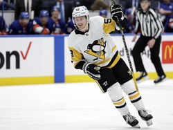 Penguins Islanders Hockey