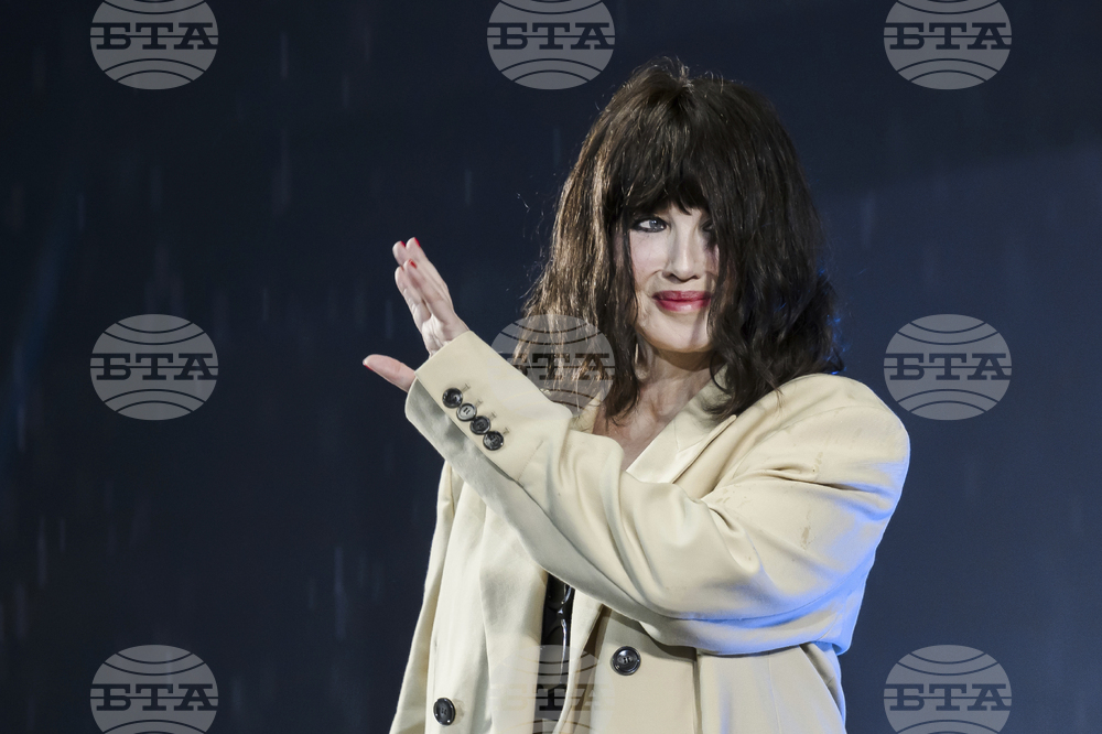 Преразглеждането на делото за данъчни измами срещу Изабел Аджани в Апелативния съд в Париж е отложено за 1 април