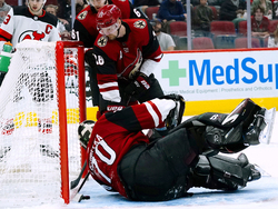 Devils Coyotes Hockey