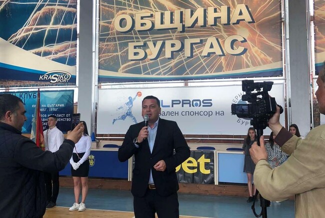 Иван Ченчев в Бургас: Видях мотивирани деца и треньори, които имат нужда от място за спорт – това трябва да ни обедини