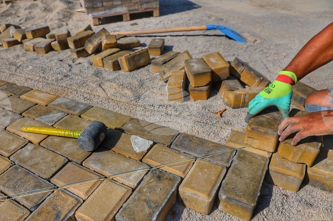 Жълти павета - пренареждане