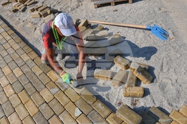 Жълти павета  - пренареждане