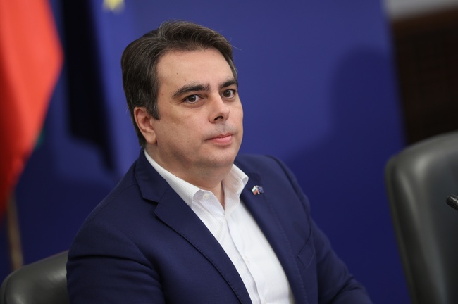 Асен Василев пред БТА: Оптимист съм, че през 2025 г. България ще влезе в еврозоната