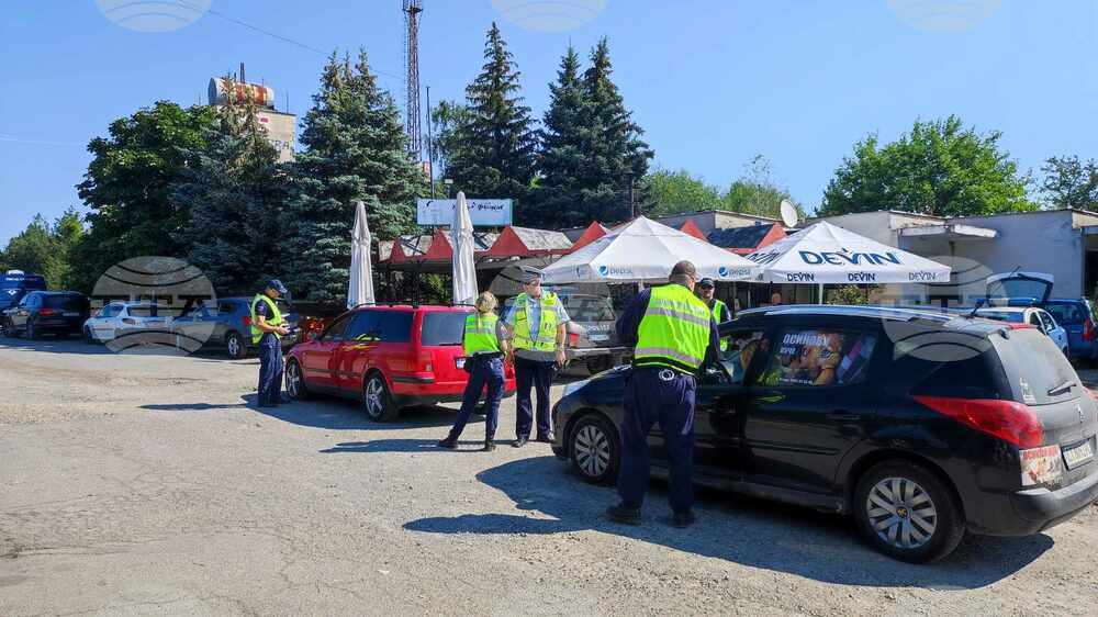 Полицейска акция за спазване правилата за движение се провежда на главния път между Стара Загора и Казанлък