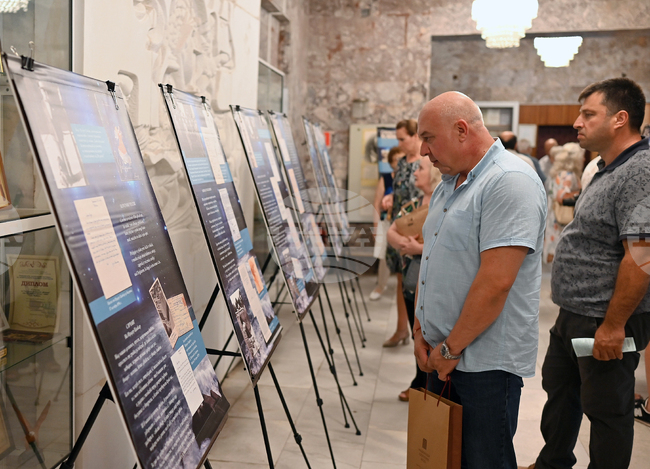 Вършец - Елисавета Багряна - изложба