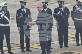 Португалия - Порто - Румен Радев - летище